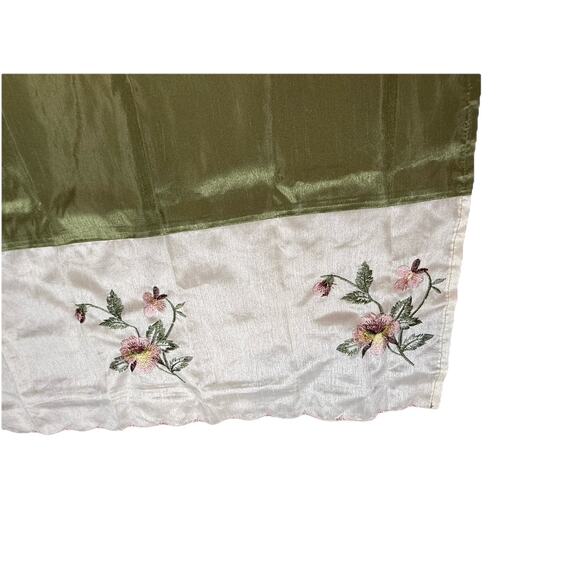 Set of 3 Beautiful Faux Silk Short Curtains Valances Panels Green Pink White - Picture 4 of 6